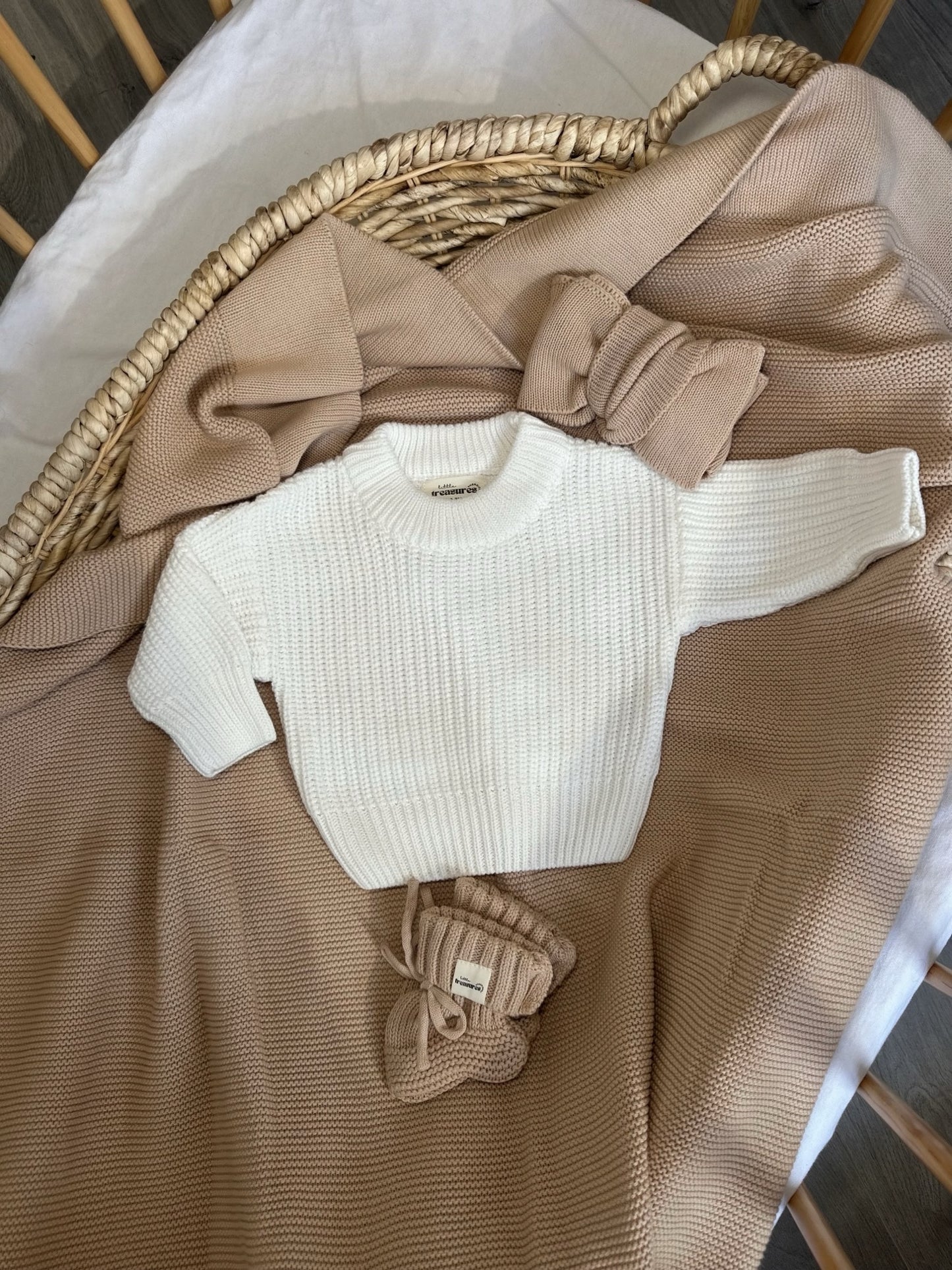 Hand Embroiderd Knit Jumper, Bootie & Bow Set with Blanket